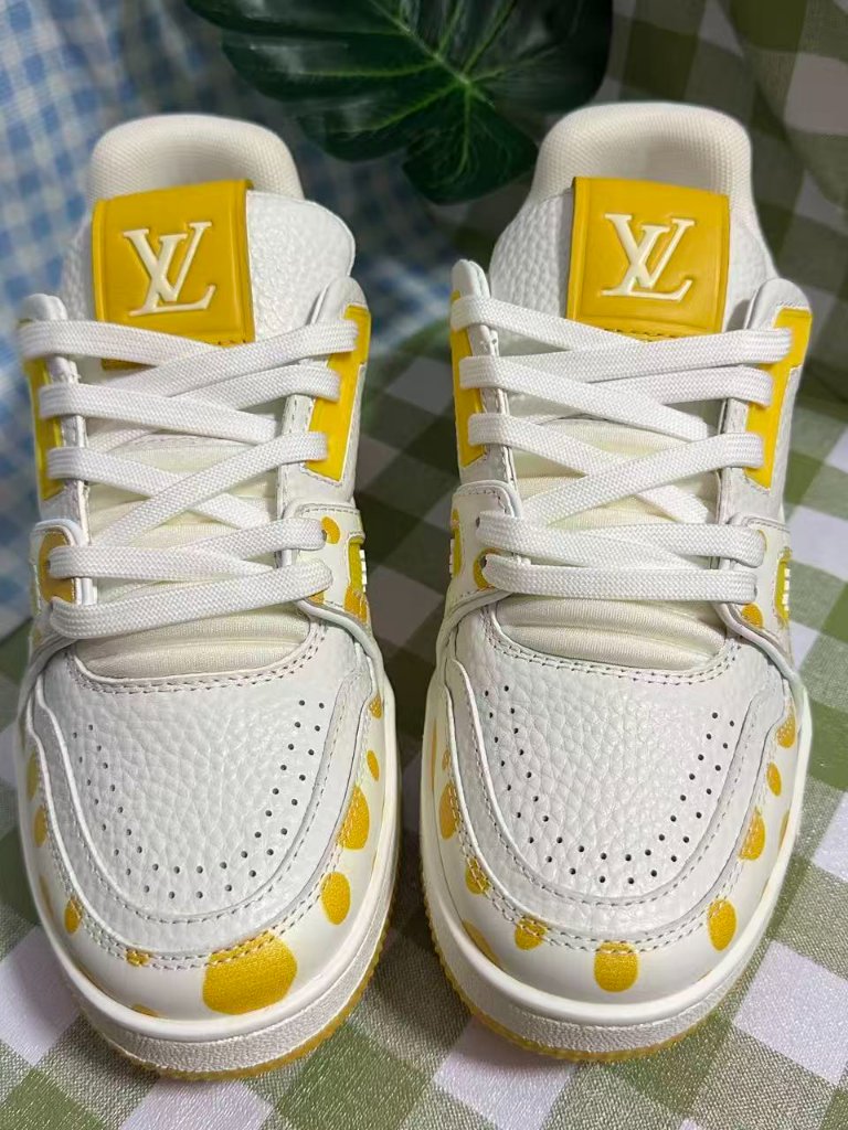 Lv-Style Yellow & White Polka Dot Sneake